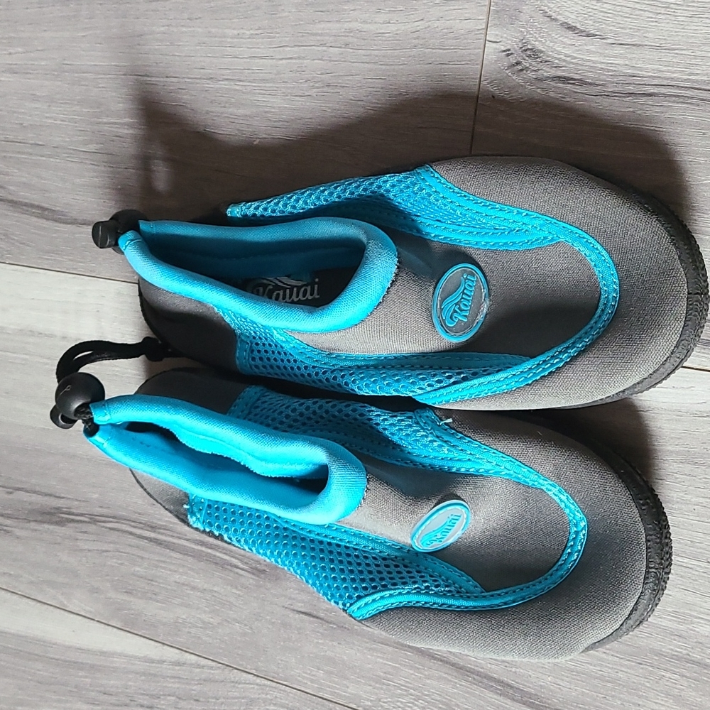 💥3/$25💥New Kauai Water Shoes